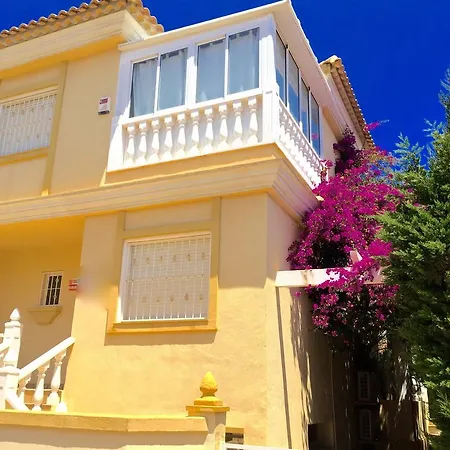 Residencia La Torre Сasa de vacaciones Torrevieja