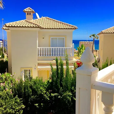 Сasa de vacaciones Residencia La Torre *