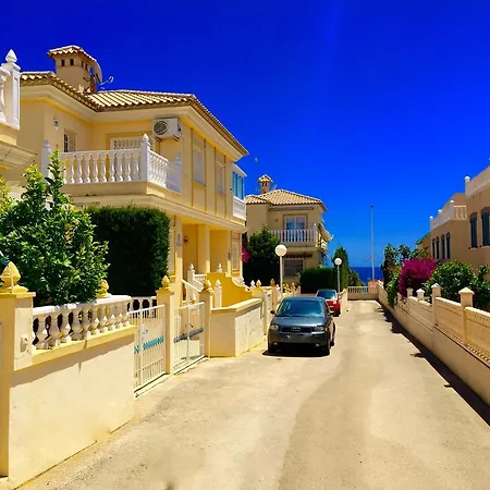 Сasa de vacaciones Residencia La Torre Torrevieja